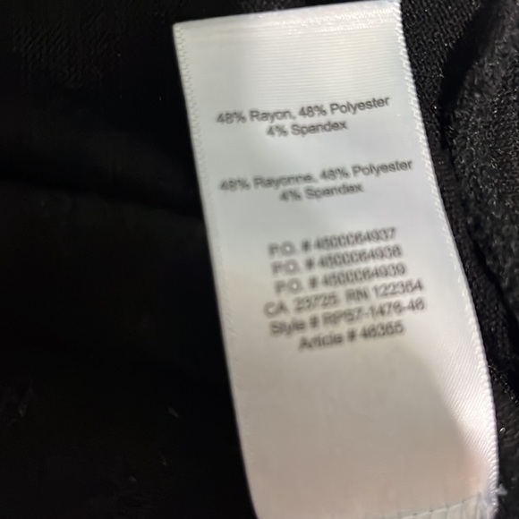 Aritzia Wilfred free sweater - Picture 6 of 6